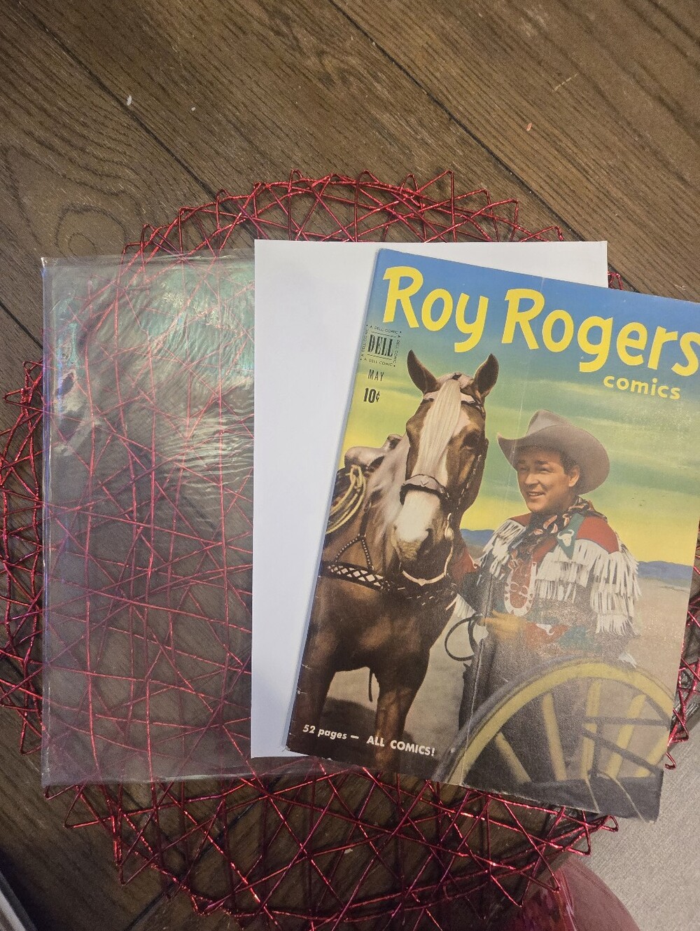 Roy Rogers Kids Comic Book - Old Yellow and Blue Cover